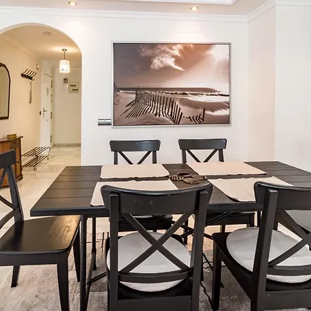 Beautiful Near Puerto Banus With Huge Terrace *