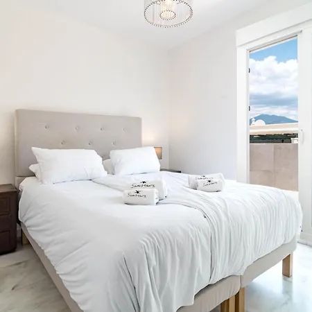 Beautiful Near Puerto Banus With Huge Terrace *