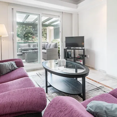 Beautiful Near Puerto Banus With Huge Terrace * Марбелья