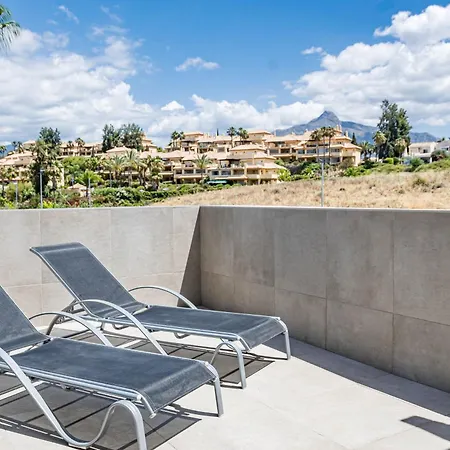 Beautiful Near Puerto Banus With Huge Terrace Apartment Marbella